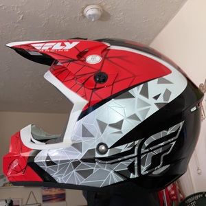 Brand New with tag Kinetic Crux Red/Black/White size XXL
